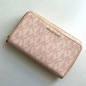 Michael Kors Pink Wallet